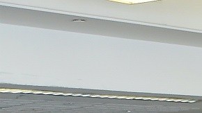 El FBI sugiere a los usuarios de celulares llevar su cargados eléctrico.
