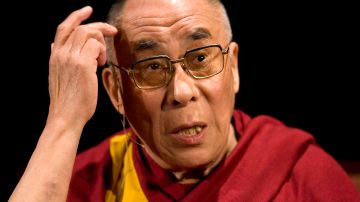 El Dalai Lama desata polémica mundial.