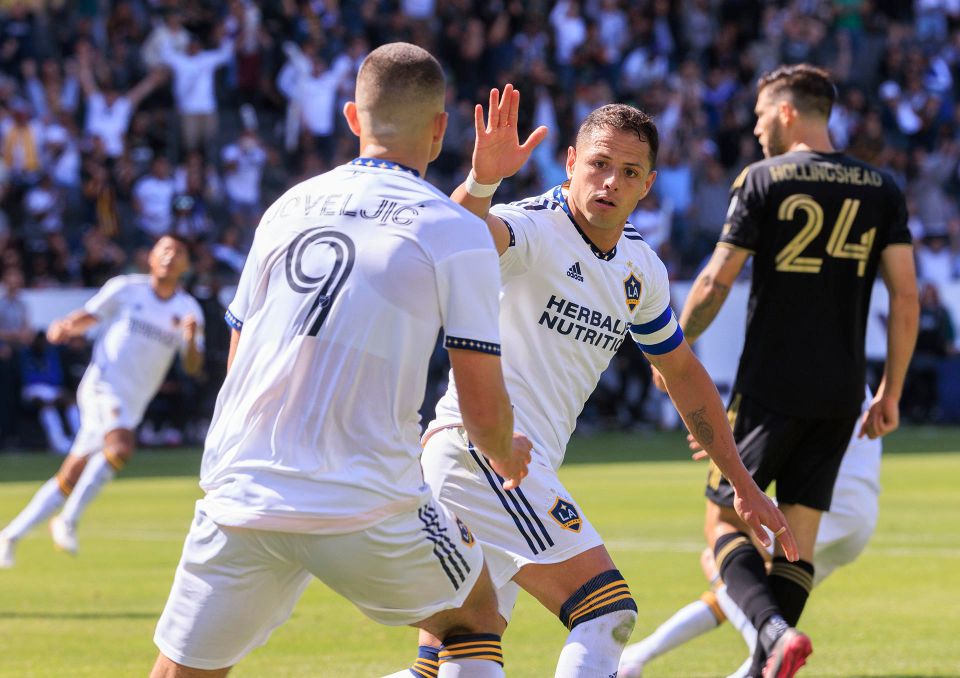 Chicharito marca y le da al LA Galaxy la primera victoria de la ...