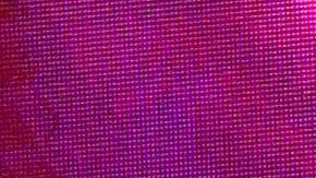 Julián Figueroa y Maribel Guardia cantando juntos en el Teletón 2016.