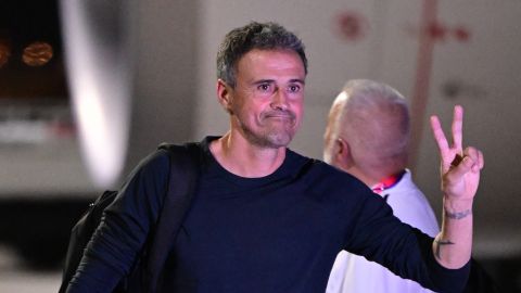 Luis Enrique habría viajado a Londres para entrevistarse con la directiva del Chelsea.