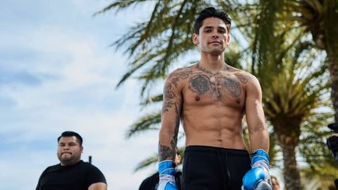 Ryan García en entrenamiento abierto a los medios antes del combate con Gervonta Davis.