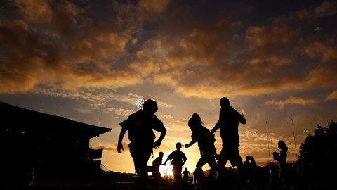 Padres encuestados pusieron de manifiesto que los años 80 fueron la época más segura para ser niño. / Foto: Getty Images