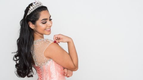 accesorios para el cabello que puedes usar en tu fiesta de 15 años