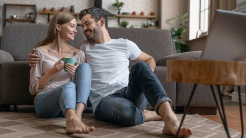 Tauro es un signo que prospera en relaciones de amor estables y hogareñas.