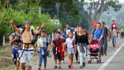 "Viacrucis migrante" pide diálogo con gobierno de México tras avance rumbo a la Ciudad de México y EE.UU.