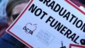 Una protesta de marzo de 2023 contra la violencia armada en Denver, Colorado.