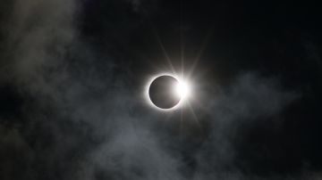 La astrología nos dice cómo aprovechar la energía del eclipse solar.