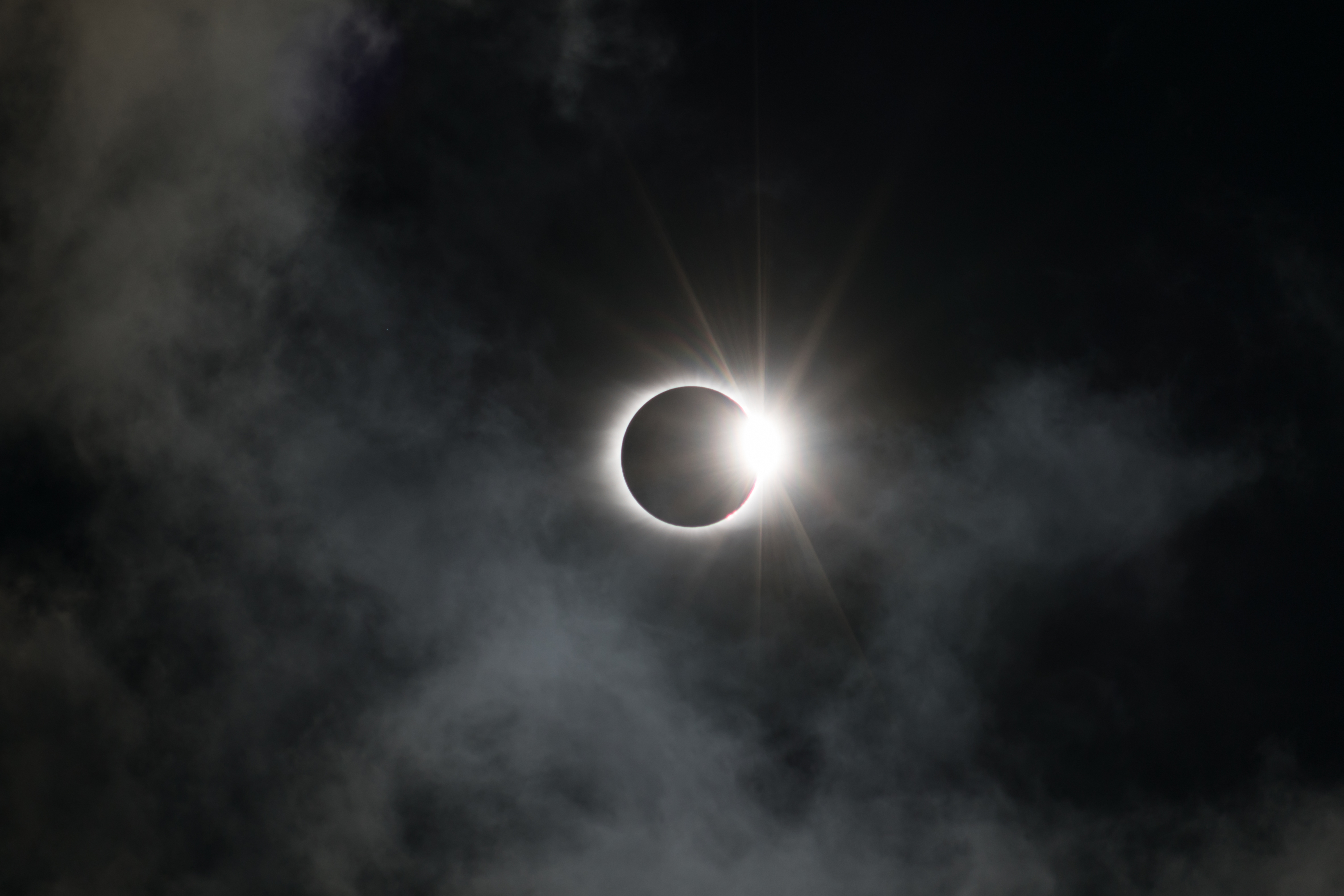 La astrología nos dice cómo aprovechar la energía del eclipse solar.