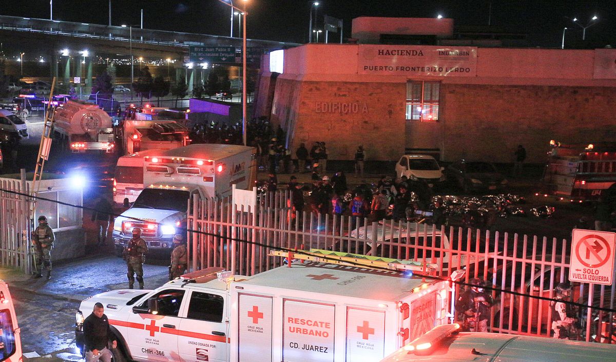 40 migrantes murieron en el incendio de una estación migratoria en Ciudad Juárez.