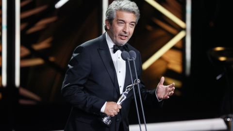 Ricardo Darín recibió el premio a Mejor Actor en los Premios Platino 2023.