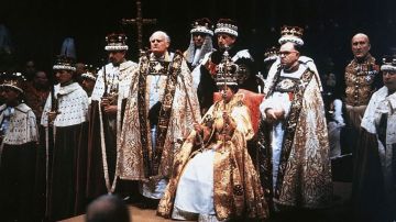 5 coronaciones de monarcas británicos que no terminaron bien (o ni siquiera empezaron)