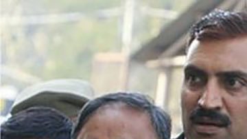 Quién era Atiq Ahmed, el gánster-político de India asesinado durante un directo para televisión