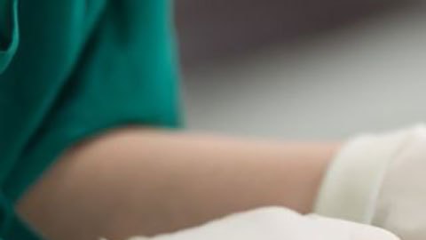EE.UU. y México alertan por un brote de meningitis en clínicas fronterizas donde practican cirugías estéticas