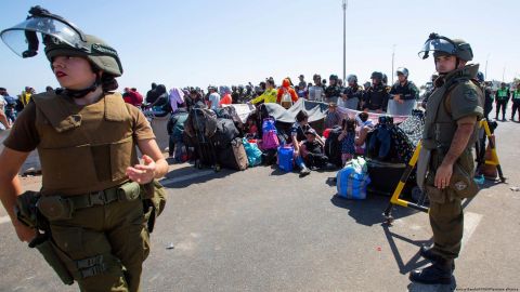 Chile envía misión a Venezuela para "negociar" nuevos vuelos de repatriación