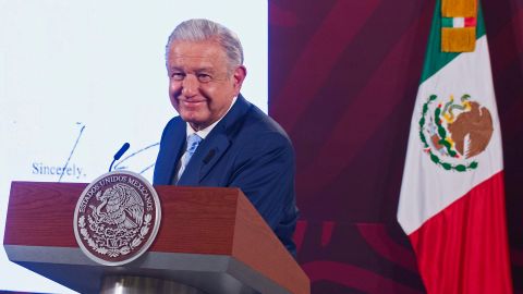 AMLO negó que sus hijos sean corruptos y acusó a la prensa de acoso