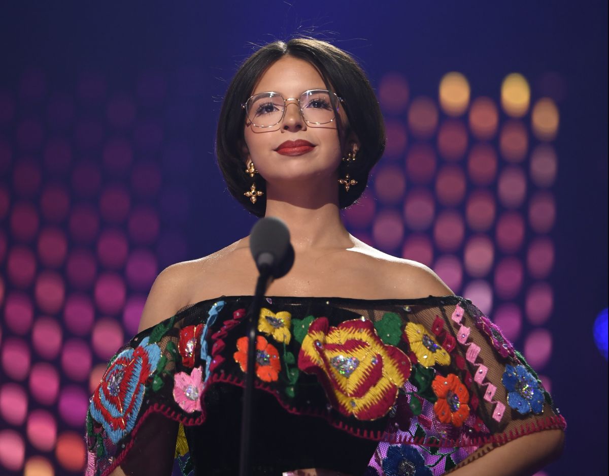 Ángela Aguilar le apostará a cantar boleros en su gira por Estados