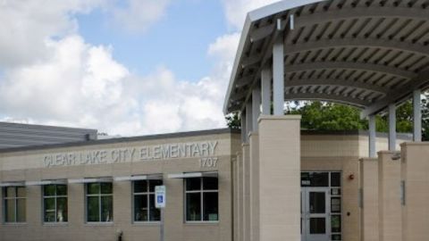 El incidente ocurrió en Clear Lake Elementary.