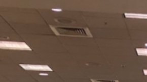 Estudiantes muestran algunos de sus proyectos en la STEAM Expo en Long Beach.