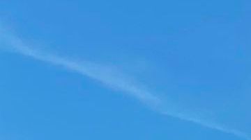 Hombre que abrió puerta de avión en pleno vuelo dice que lo hizo porque se sintió asfixiado