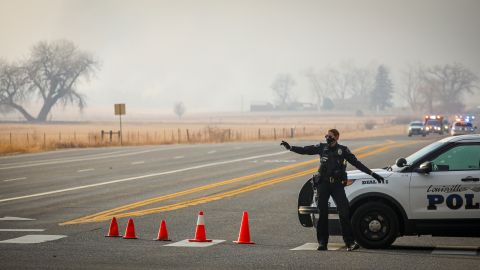 Familia de hombre asesinado en Colorado por la policía obtuvo un acuerdo de $19 millones de dólares