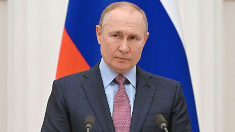 Rusia acusa que Ucrania intentó asesinar a Vladimir Putin con drones derribados en el Kremlin