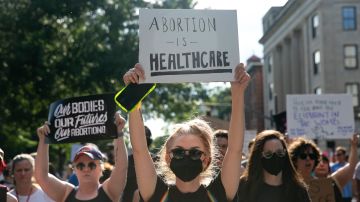 El derecho al aborto y a la planificación familiar ha dividido a EE.UU. desde la anulación de Roe vs Wade.