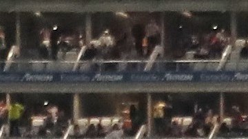 Jonathan Rodríguez celebra un gol contra Chivas en el juego más reciente entre azulcremas y rojiblancos.