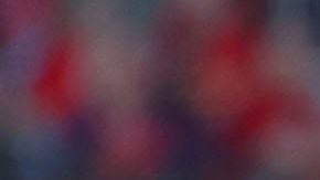 Shohei Ohtani lanzando.