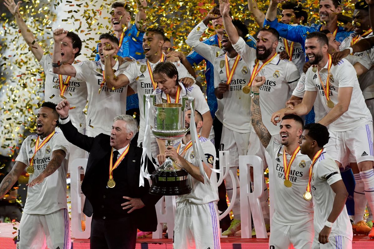 Real Madrid defeat Osasuna and are declared champions of the Copa del