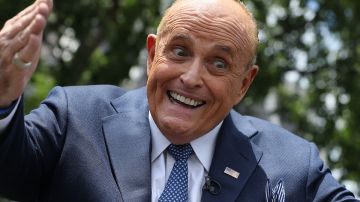 Rudolph Giuliani, exalcalde de Nueva York, es demandado por acoso y agresión sexual
