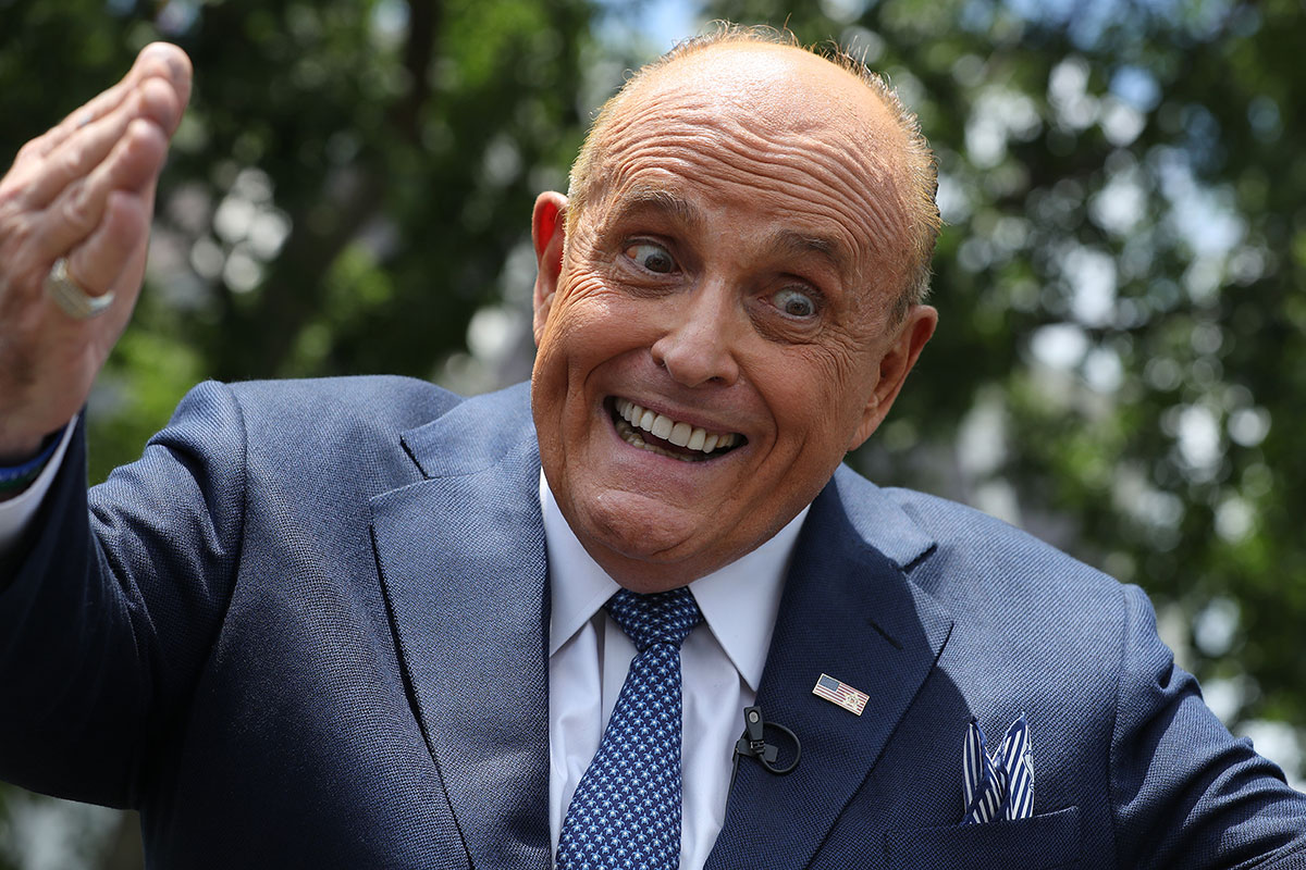 Rudolph Giuliani, exalcalde de Nueva York, es demandado por acoso y agresión sexual