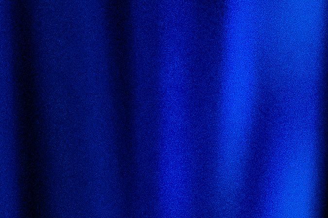 La vicepresidenta Kamala Harris aboga por restricciones a las armas de fuego.