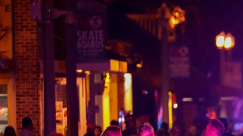 Tiroteo en playa de Florida deja 9 personas heridas entre ellas 4 menores de edad