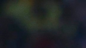 Alejandro Zendejas disputa un balón con Alexis Vega.