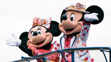 URAYASU, JAPAN - JANUARY 17: Actors dressed as Walt Disney characters Minnie Mouse (L) and Mickey Mouse (R) perform during a press preview for the "Minnie Besties Bash!" parade at Tokyo DisneySea on January 17, 2023 in Urayasu, Japan. The special event is held for 73 days from January 18 to March 31. (Photo by Tomohiro Ohsumi/Getty Images)