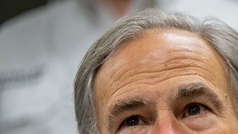 El Departamento de Justicia está en contra de la Operación Lone Star, la cual Greg Abbott planteó por primera vez en 2021