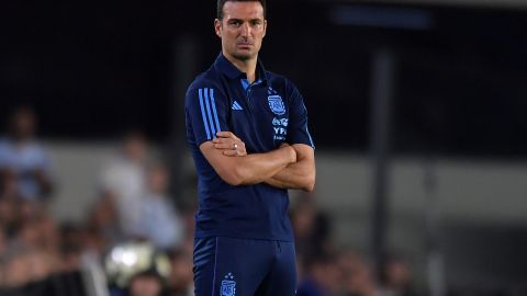 BUENOS AIRES, ARGENTINA - MARCH 23: Lionel Scaloni head coach of Argentina looks on during an international friendly match between Argentina and Panama at Estadio Más Monumental Antonio Vespucio Liberti on March 23, 2023 in Buenos Aires, Argentina. (Photo by Marcelo Endelli/Getty Images)