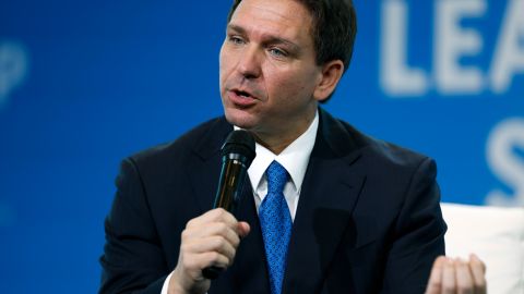 El gobernador republicano de Florida Ron DeSantis.