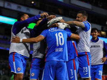 Cruz Azul se corona campeón de la liga mexicana de fútbol después de 23 años