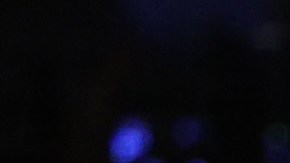 Austin Reaves celebra un largo enceste antes de finalizar el medio tiempo del juego 6 entre Lakers y Warriors.