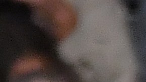 Jamal Murray tira por encima de Anthony Davis en el cuarto juego de la serie entre Lakers y Nuggets.