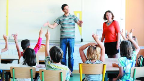 SMBCCS se especializa en ciencias y tecnología.