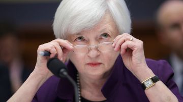 Janet Yellen advierte que EE.UU. deberá tomar "duras decisiones" si no sube el techo de deuda