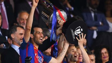 Busquets ha levantado 31 títulos con el FC Barcelona.