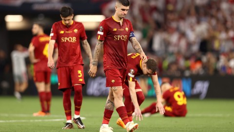 Gianluca Mancini tuvo una amarga final de Europa League.