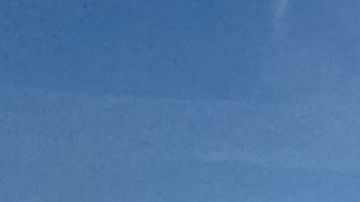 Halcón II l(al frente), listo para despegar