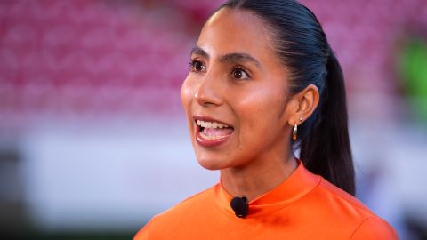 Diana Flores, estrella del flag football y líder del movimiento inclusivo en el deporte para mujeres.