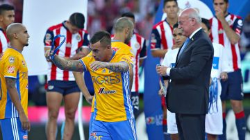 Algunos jugadores de Tigres tuvieron una mala actitud la última vez que se entregaron medallas de subcampeón en una final de la Liga MX.