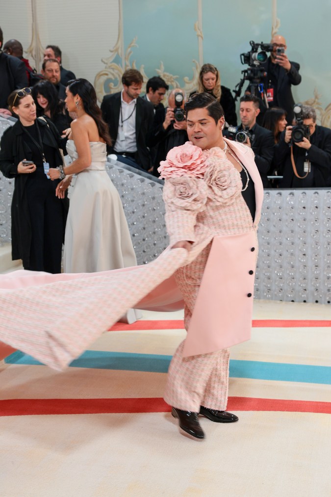 Javier Harvey Guillen en la Met Gala 2023.